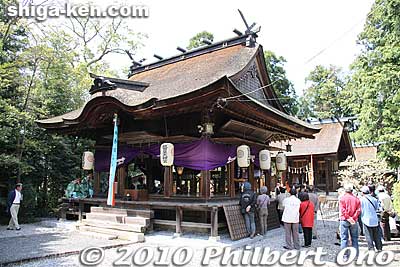 Haiden Hall of Sakata Shinmeigu Shrine. 坂田神明宮
Keywords: shiga maibara sakata Shinmeigu Shrine