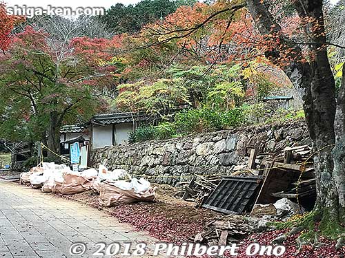 Keywords: shiga maibara kashiwabara kiyotaki tokugen-in temple collapsed wall