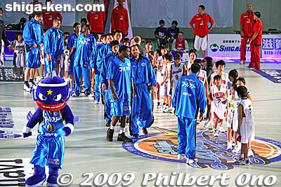 Introduction of Shiga Lakestars players.
Keywords: shiga moriyama lakestars pro basketball game bj-league Osaka Evessa