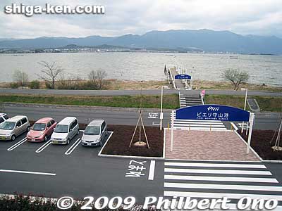 Pieri Moriyama's own boat dock.
Keywords: shiga moriyama shopping mall