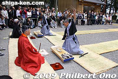 Keywords: shiga moriyama shimoniikawa jinja shrine sushikiri matsuri festival sushi-kiri 