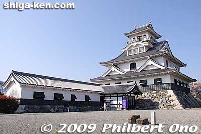 Nagahama Castle tower, local history museum.
Keywords: shiga nagahama castle tower donjon history museum shigabestviews