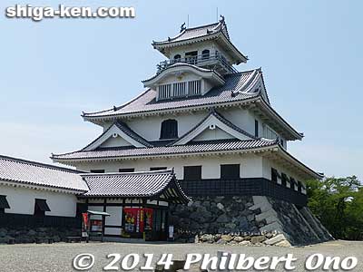 Nagahama Castle History Museum, open 9 am - 5 pm (enter by 4:30 pm). Closed during the year end and New Year's period.
Keywords: shiga nagahama castle