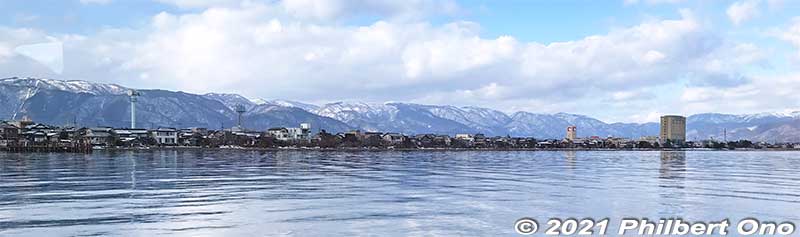 Approaching Imazu in winter.
Keywords: shiga takashima Imazu Lake Biwa biwako snow cruise boat biwakobest