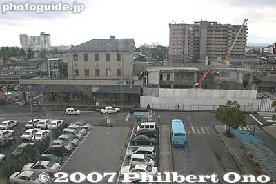 The old train station building being torn down on the right in Jan. 2007.
Keywords: shiga nagahama JR train station