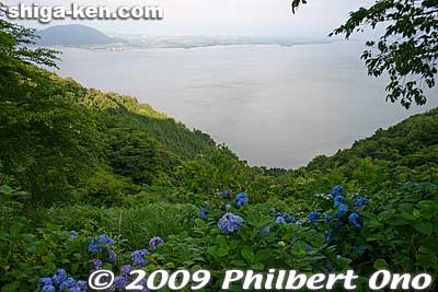 A few pretty good views from the top.
Keywords: shiga nagahama nishi-azai oku biwako parkway lake biwa