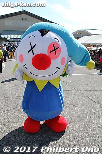 Local mascot Torapi.
Keywords: shiga nagahama torahime street performers daidogei