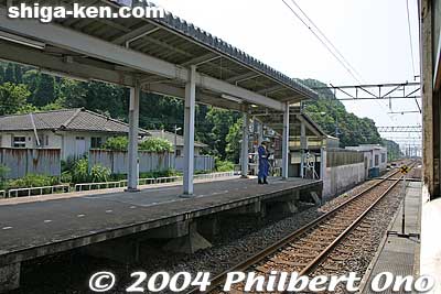 Omi-Shiotsu Station platform.
Keywords: shiga nagahama nishi azaicho Omi-Shiotsu Station