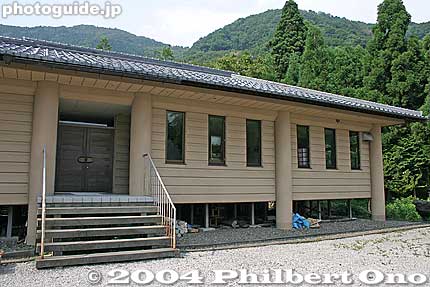 Sugaura Local History Museum 菅浦郷土史料館. Contains historical documents related to the town. But it was closed when I went.
Keywords: shiga prefecture nishi azai sugaura