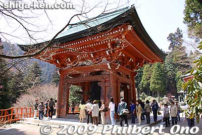 Shoro bell tower 鐘楼
Keywords: shiga otsu enryakuji buddhist temple tendai 