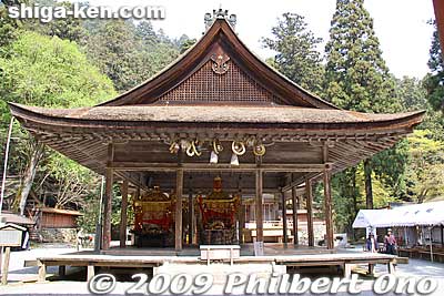 Nishi Hongu Haiden Hall
Keywords: shiga otsu shinto hiyoshi taisha shrine 