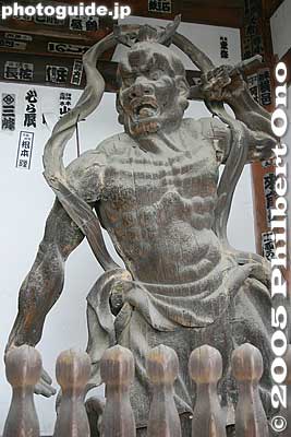 San-mon Gate Deva King (right side).
Keywords: shiga otsu ishiyama-dera temple