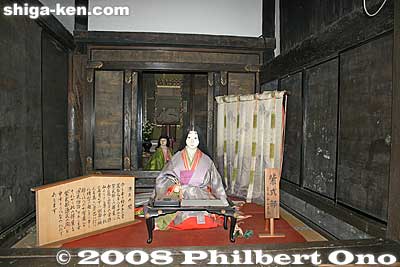 At Ishiyama-dera, inside Room of Genji is a lifesize doll of Lady Murasaki Shikibu who wrote Tale of Genji, one of Japan's most famous novels.
Keywords: shiga otsu ishiyama-dera buddhist temple shigabesthist