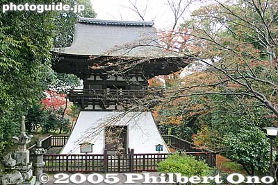 Bell tower 鐘楼
Keywords: shiga otsu ishiyama-dera buddhist temple