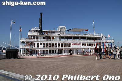 Michigan boat at Otsu Port. I would call this boat suited for spring and fall. The open-air design can make it too hot or too cold if you don't opt to pay extra to relax in the air-conditioned rooms.
Keywords: shiga otsu lake biwa cruise michigan paddlewheel boat