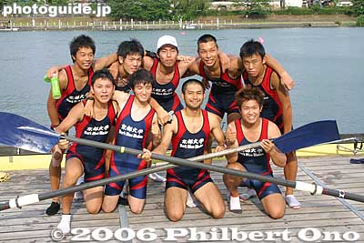 Kyoto University's winning rowing crew
Keywords: shiga boat rowing race tokyo kyoto university lake biwa setagawa seta river regattabest regattabest japansports