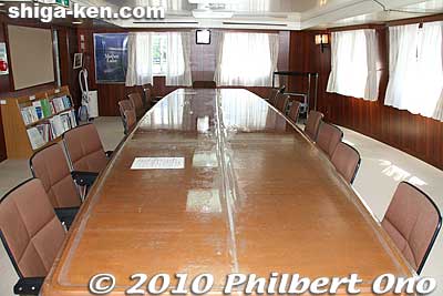 Conference Room
Keywords: shiga otsu uminoko floating school boat ship lake biwako 