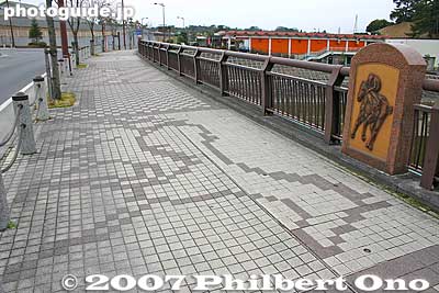 Kachidoki (Victory) Bridge with race horse motif.
Keywords: shiga ritto jra training center horse race racing thoroughbred