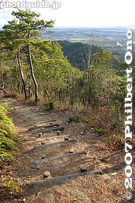 This trail was much more scenic.
Keywords: shiga ryuo-cho ryuoh-cho mountain mt. yukinoyama