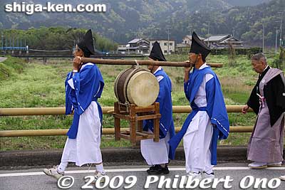 Keywords: shiga taga-cho taisha matsuri festival shrine horses 