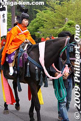 Keywords: shiga taga-cho taisha matsuri festival shrine horses boys children