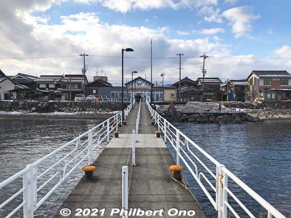Imazu Port dock to the port building.
Keywords: shiga takashima imazu lake biwa