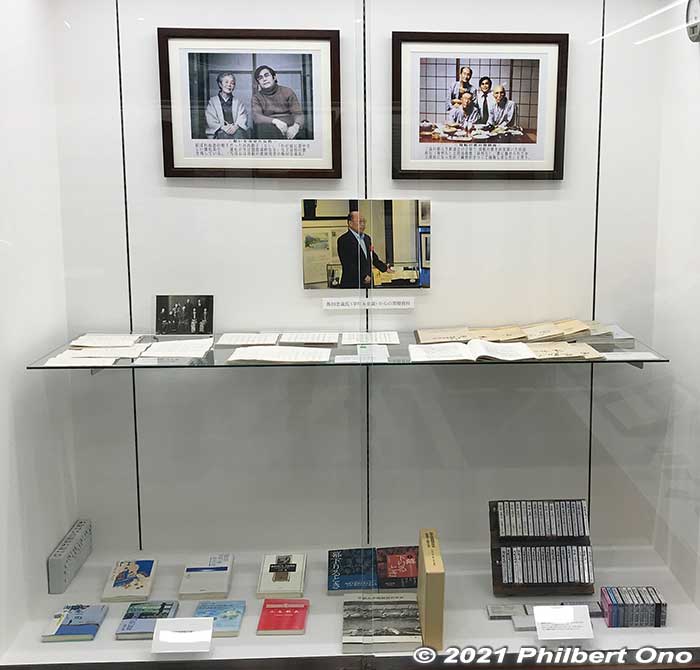 Showcase dedicated to the works of the late song researcher Iida Tadayoshi who spent many years researching the song from the 1970s. 
His books and booklets about the song greatly contributed to the understanding of the song, how it was created, and the people behind it.
Keywords: shiga takashima imazu lake biwa rowing song museum
