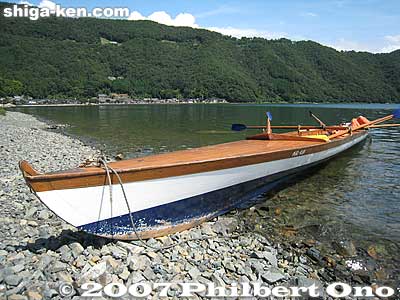 I love the design of this boat. 千秋・太郎号のフィックス艇
Keywords: shiga takashima imazu junior high school rowing club lake biwa