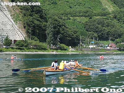Rowing away from Sugaura
Keywords: shiga takashima imazu junior high school rowing club lake biwa