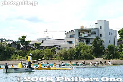 Starting line
Keywords: shiga takashima imazu regatta lake biwa rowing race boats