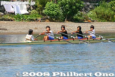 Keywords: shiga takashima imazu regatta lake biwa rowing race boats junior high school students girls