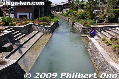 The guided tour is well worth it. I highly recommend it. The Harie-Okawa River would be crystal clear if it weren't for the rice paddies being flooded. [url=http://goo.gl/maps/XEc7Y]MAP[/url]
Keywords: shiga takashima shin-asahi harie