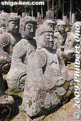 The stone buddhas are about 1.6 meter tall, made of granite.
Keywords: shiga takashima takashima-cho stone buddhas statues japansculpture