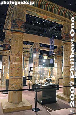 Inside the Egypt Pavilion. Everything inside are replicas of the real thing.
Keywords: shiga nagahama takatsuki-cho kitaoumi kita-omi resort egypt pavilion