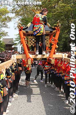 Keywords: shiga yasu hyozu taisha shrine matsuri festival mikoshi portable shrine