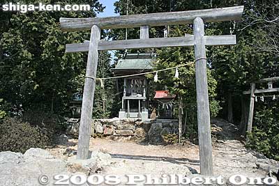 A shrine with a view.
Keywords: shiga yasu mt. mikami mountain hiking forest trees torii