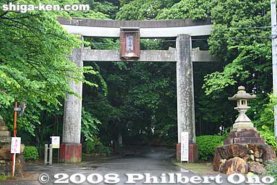Rear torii gate of Mikami Shrine
Keywords: shiga yasu mikami jinja shinto shrine torii
