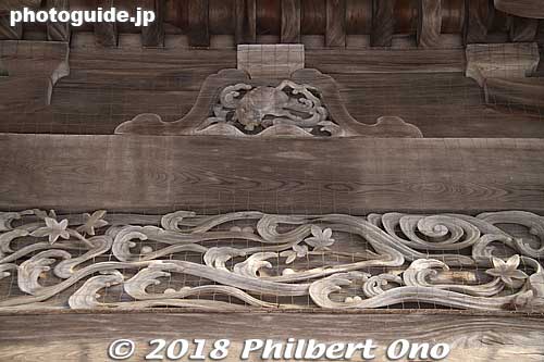 Carvings on the Gate to the Izumo Taisha Honden. 
Keywords: shimane Izumo Taisha Shrine