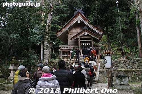 Soga Shrine, a smaller shrine behind the Honden. 素鵞（そが）社本殿
Keywords: shimane Izumo Taisha Shrine