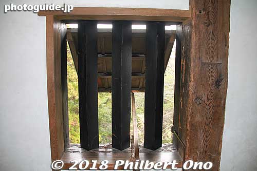 Castle window
Keywords: shimane Matsue Castle National Treasure