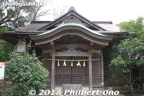 Small shrine on the way up.
Keywords: shimane tsuwano Taikodani Inari Jinja Shrine