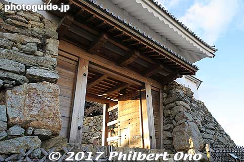 Castle Gate was reconstructed in 2014. 天守門
Keywords: shizuoka Hamamatsu Castle