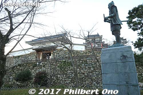 Statue of Ieyasu in Hamamatsu Castle Park.
Keywords: shizuoka Hamamatsu Castle