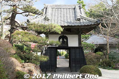 Temple bell
Keywords: shizuoka hamamatsu iinoya ryotanji temple