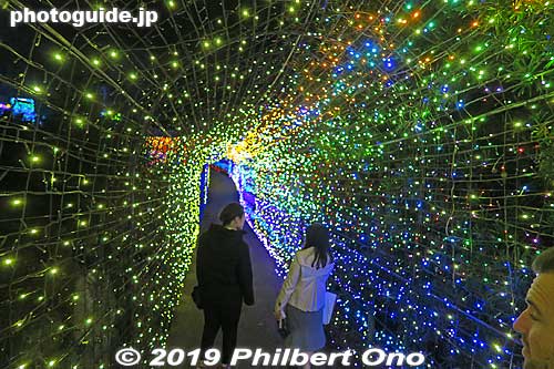 Tunnel of lights.
Keywords: shizuoka ito Izu Granpal Amusement Park Illumination lights