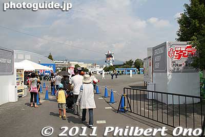 Entrance to Shizuoka Hobby Fair.
Keywords: shizuoka higashi giant gundam statue hobby fair 
