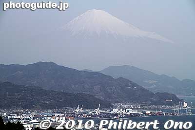 View of Mt. Fuji from Nihondaira
Keywords: shizuoka nihondaira mtfuji