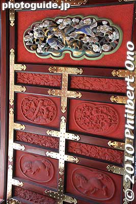 Karamon Gate door carving
Keywords: shizuoka nihondaira kunozan toshogu shrine 