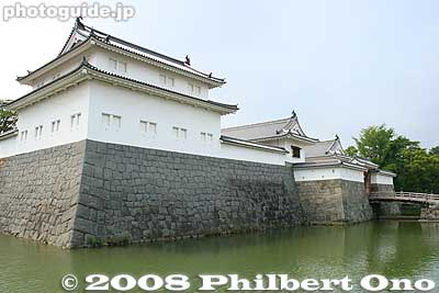 Sunpu Castle's Tatsumi Yagura Turret and Higashi Gomon Gate.
Keywords: shizuoka sumpu sunpu castle moat stone wall turret tower japancastle