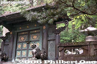 Tokugawa Ieyasu's mausoleum
Keywords: tochigi nikko world heritage site toshogu shrine